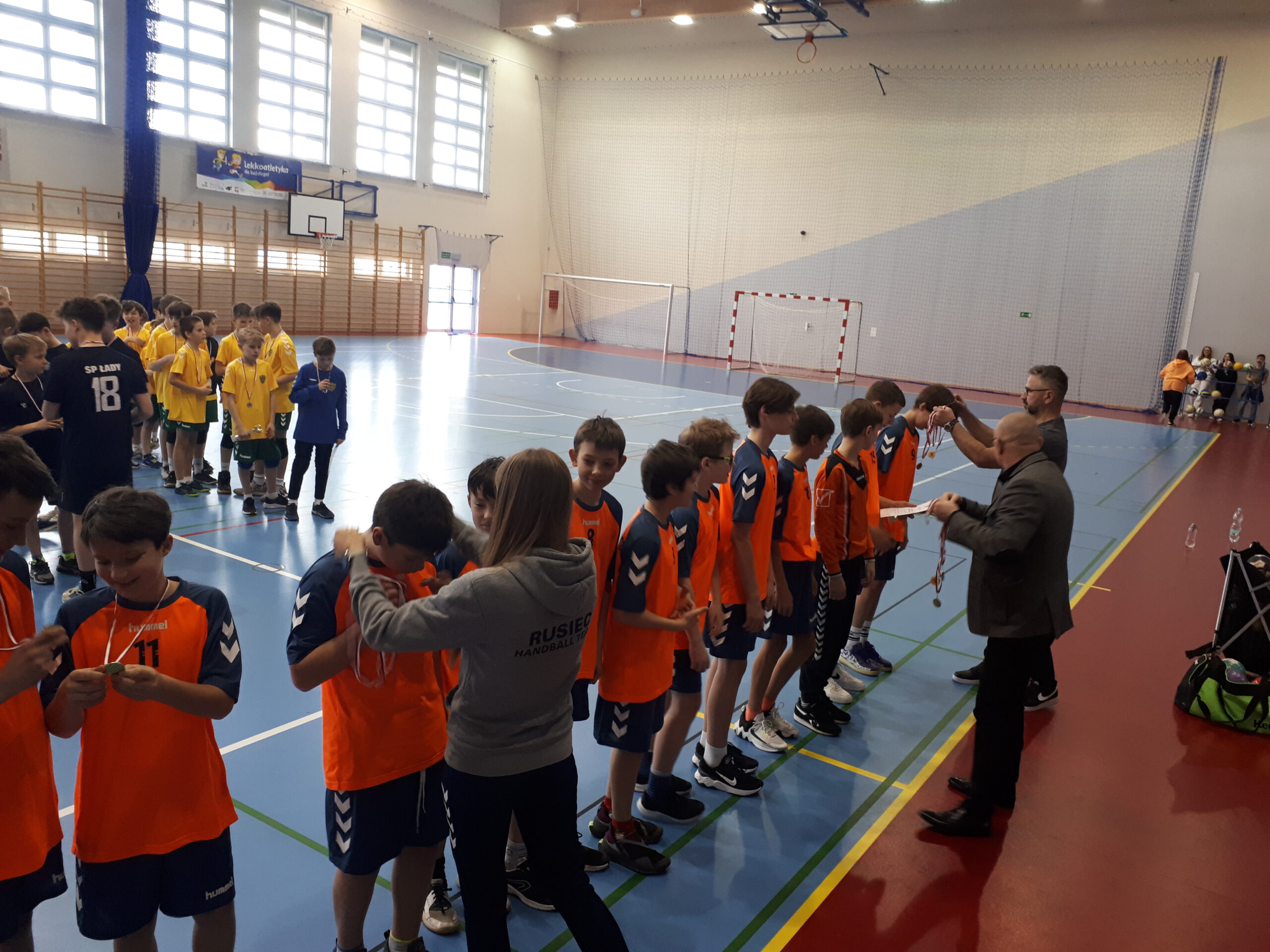 Mistrzostwa Powiatu Pruszkowskiego w mini piłkę ręczną chłopców