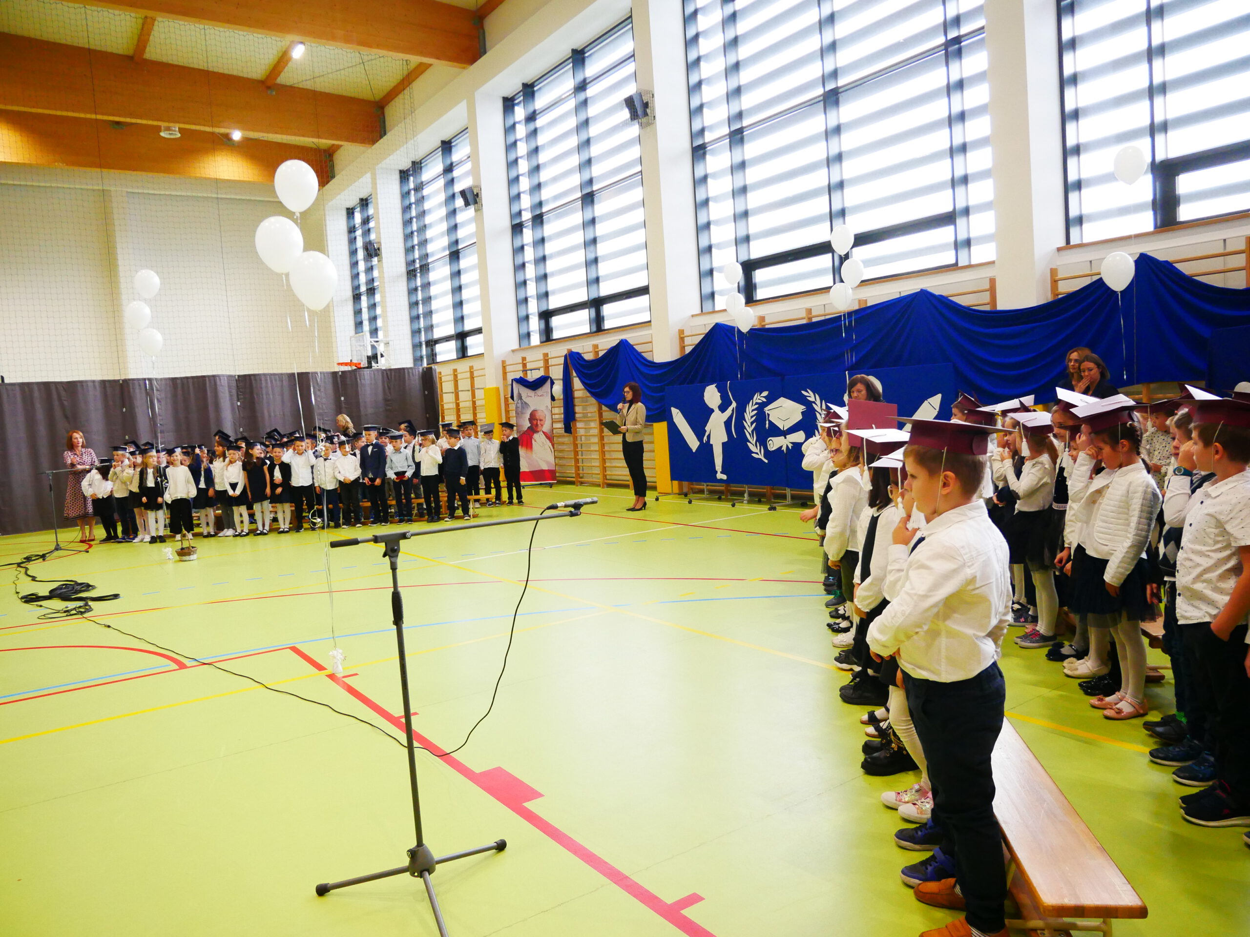 Ślubowanie i pasowanie uczniów klas pierwszych