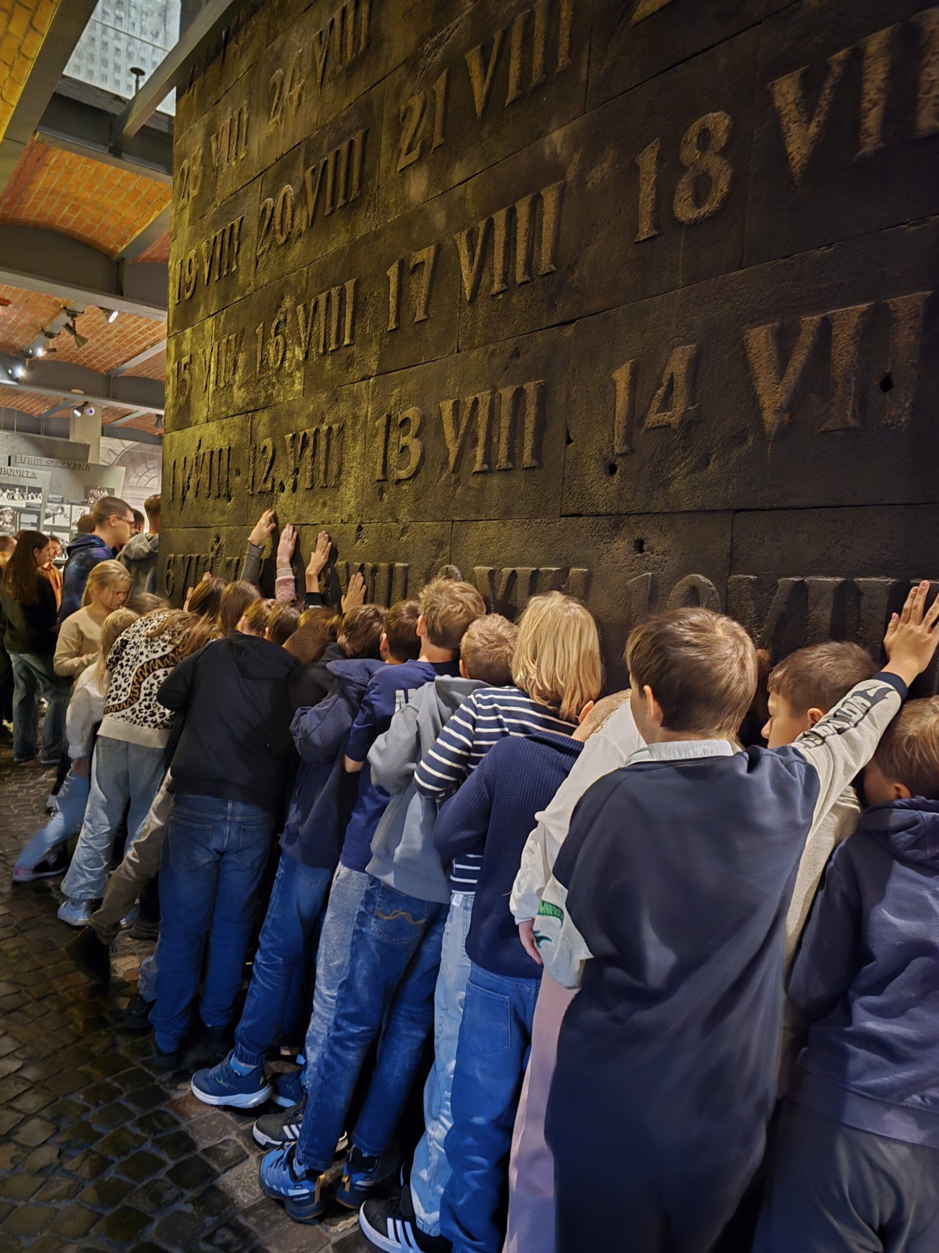 Lekcja historii i patriotyzmu w Muzeum Powstania Warszawskiego