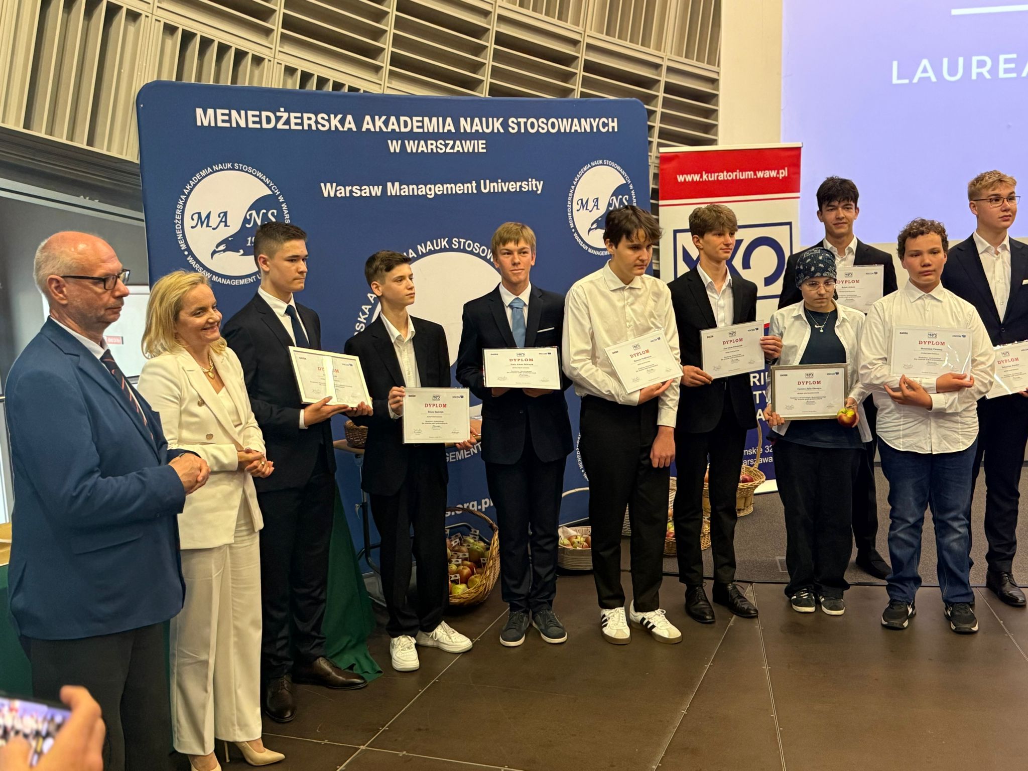 Wręczenie dyplomów laureatom kuratoryjnych konkursów przedmiotowych