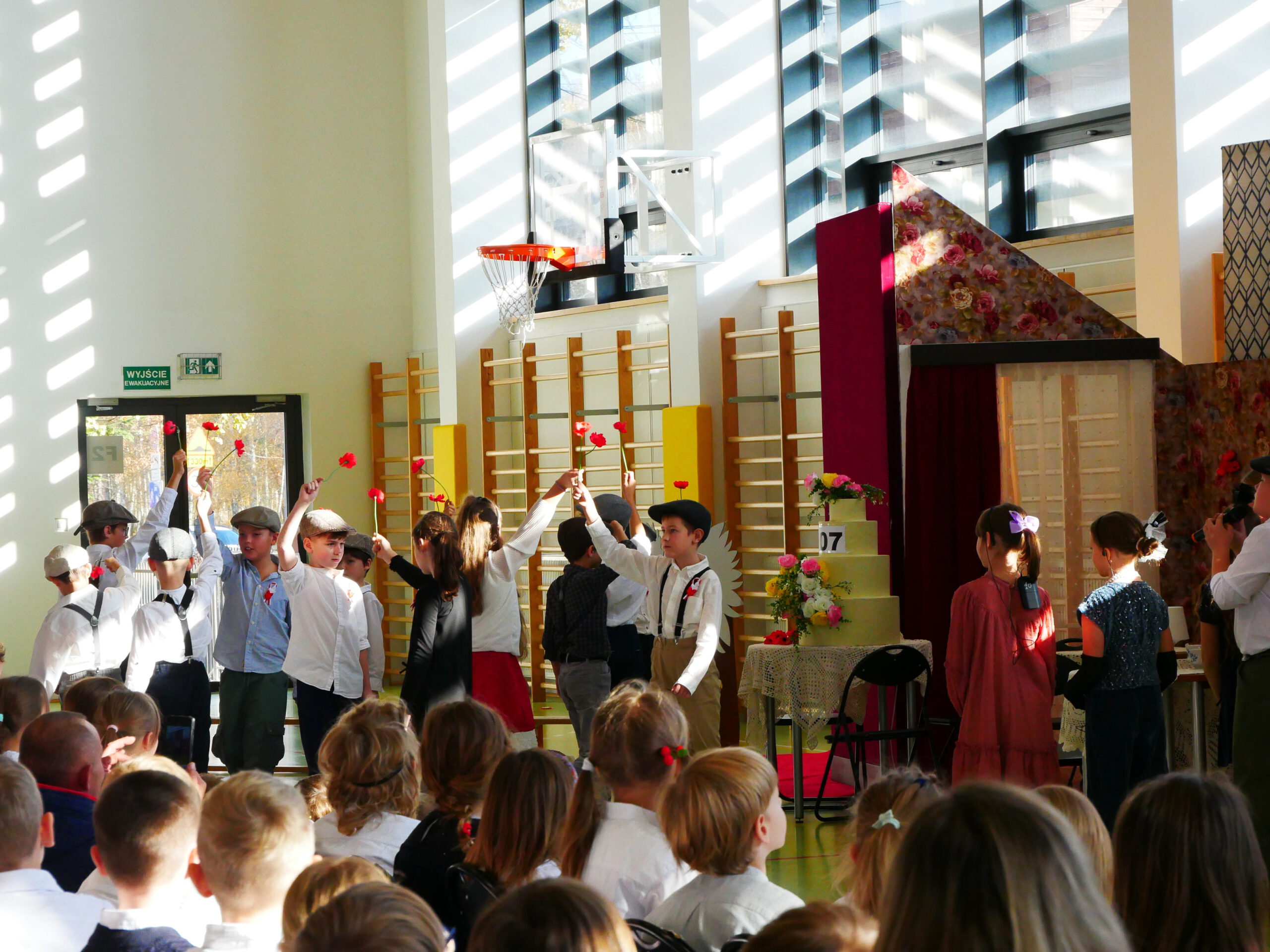 Akademia z okazji Narodowego Święta Niepodległości dla klas 1-3