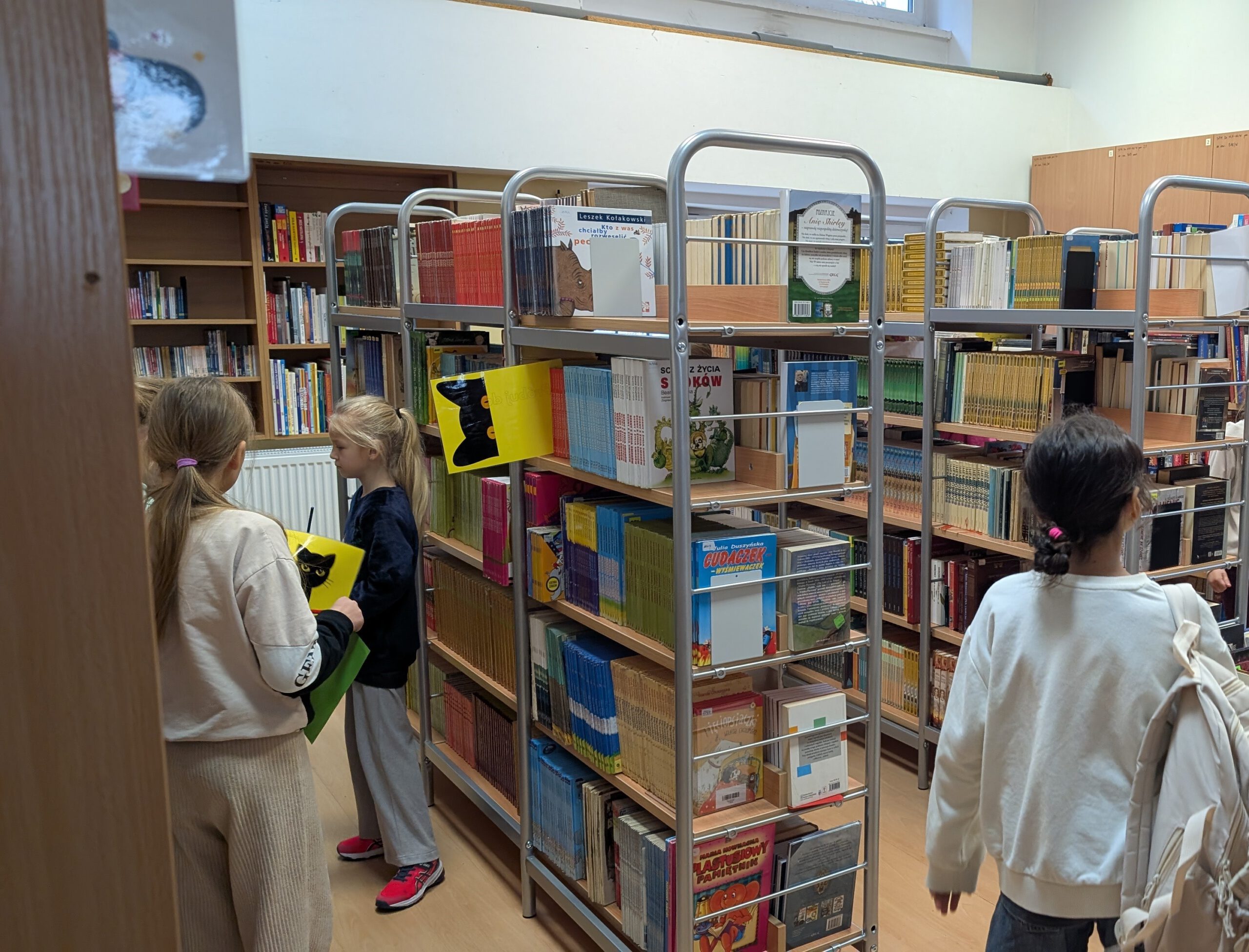 Tajemnica Czarnego Kota w bibliotece szkolnej