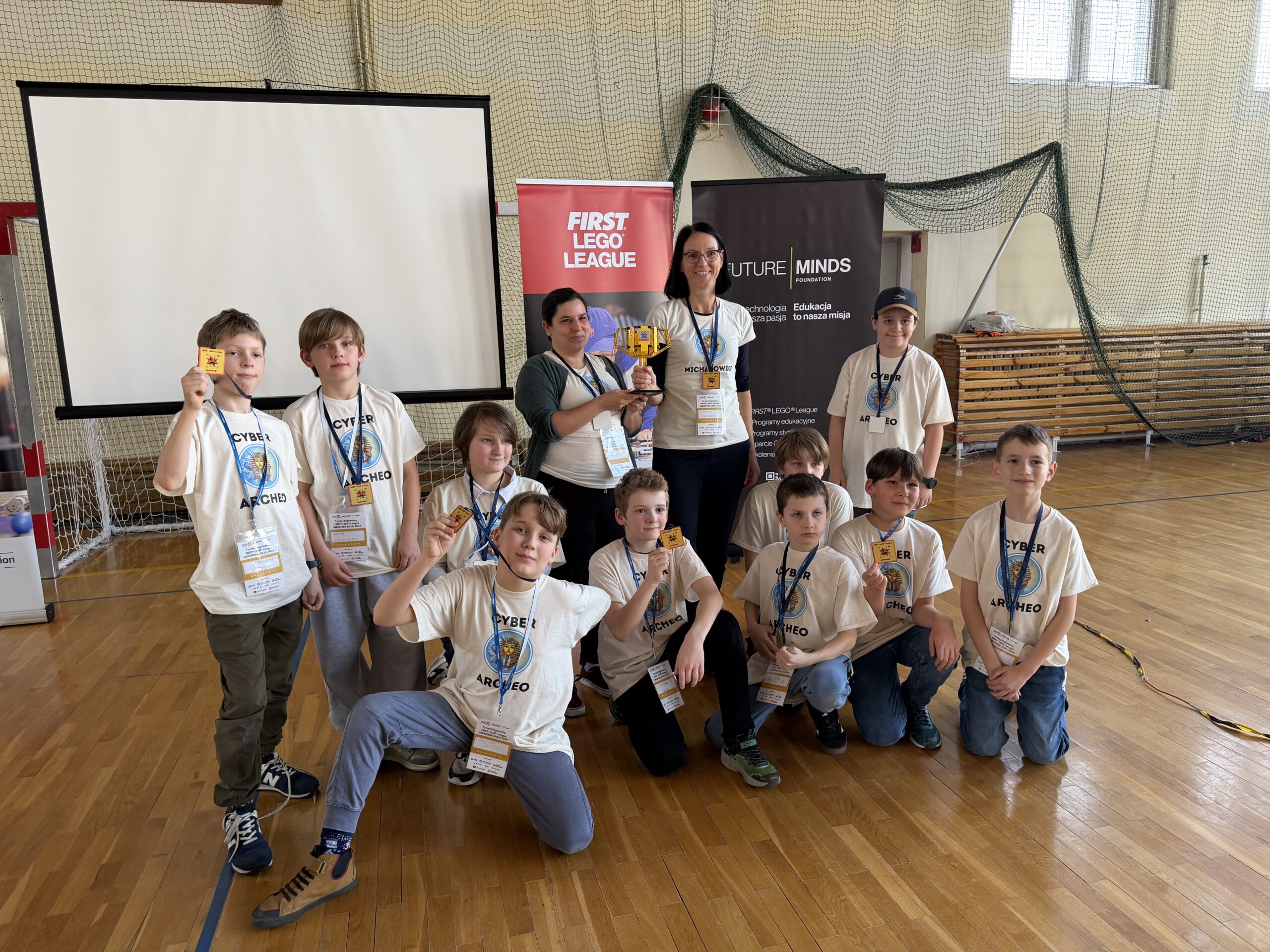 Drużyna Cyber Archeo na turnieju FIRST LEGO League