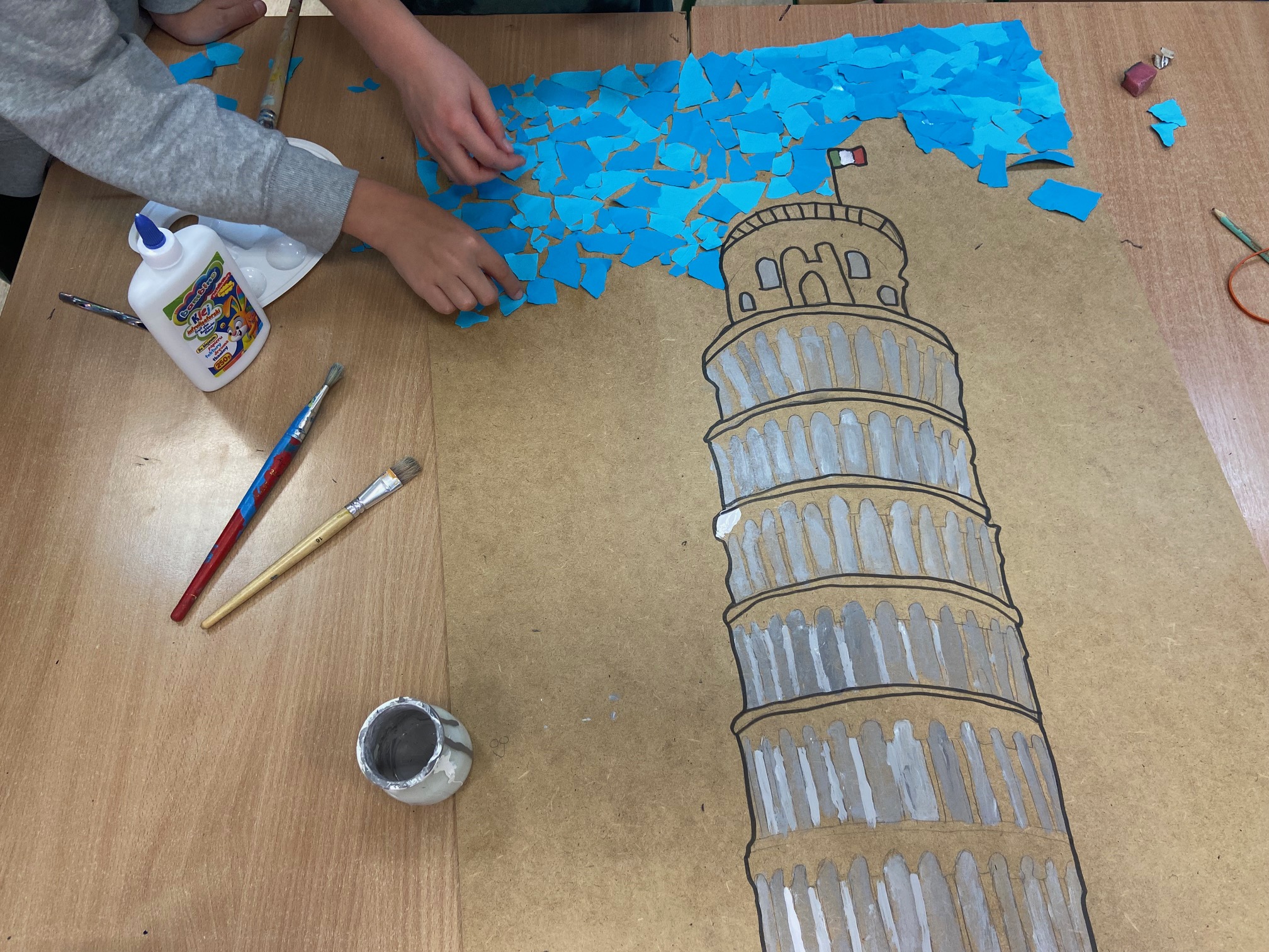 Prezentacja projektu klas 6 podczas Dnia Wiosny