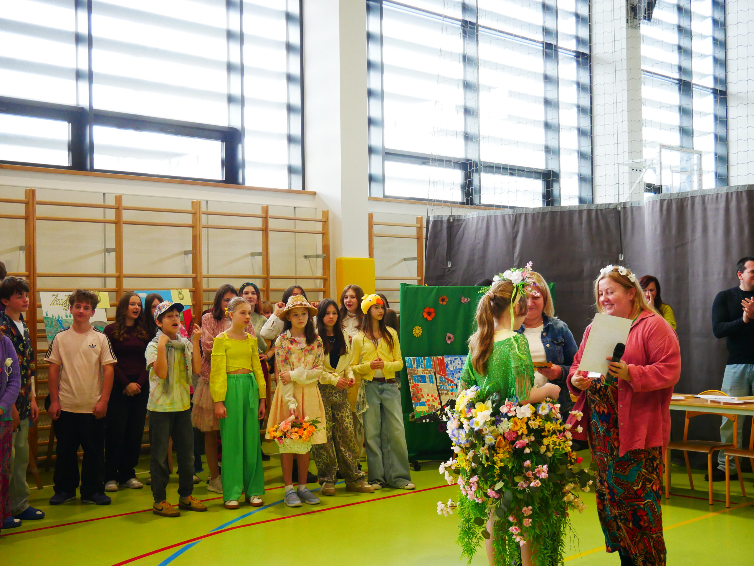 Tak powitaliśmy wiosnę w klasach 4–8!